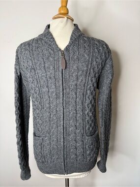 Aran Sweater Market Gray Wool Cable Knit Zip Cardigan
